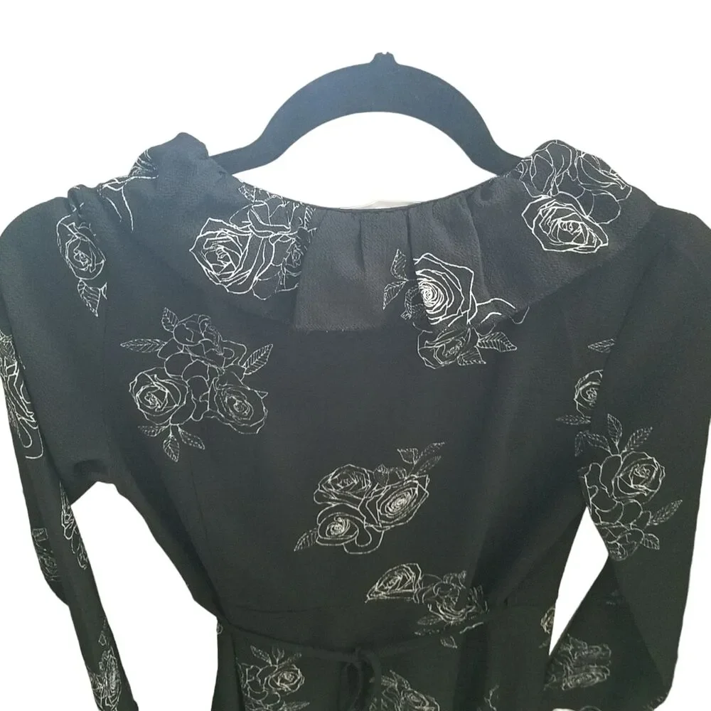 Urban Heritage Womens Sz M Black White Floral Long Sleeve Wrap Dress - Picture 6 of 10